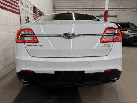 2019 Ford Taurus SEL