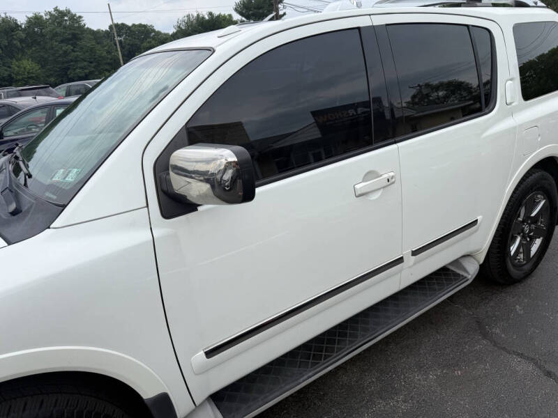 2013 Nissan Armada Platinum