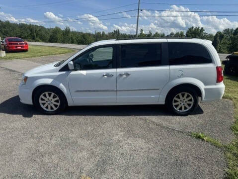 2016 Chrysler Town and Country Touring