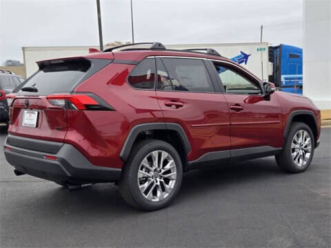 2025 Toyota RAV4 XLE Premium