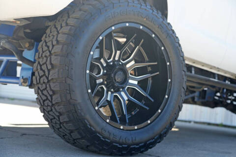 2016 Toyota Sequoia SR5