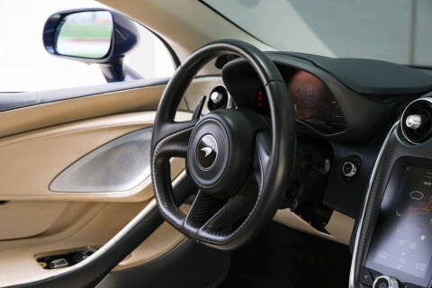 2020 McLaren GT