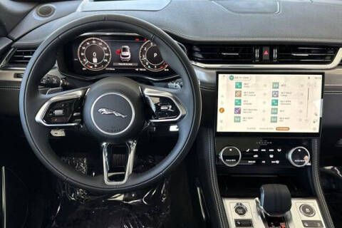 2026 Jaguar F-PACE P250 R-Dynamic S