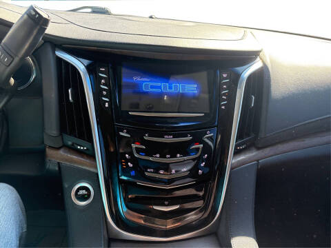 2017 Cadillac Escalade Premium Luxury