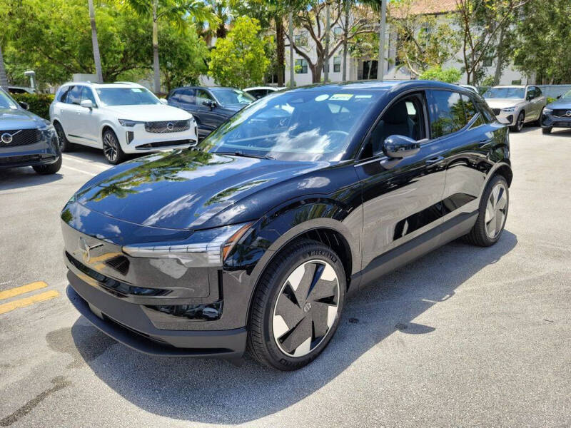 2026 Volvo EX30 Plus