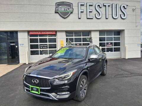 2017 Infiniti QX30 Premium