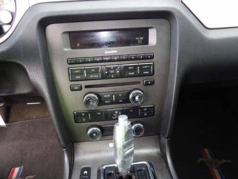 2010 Ford Mustang V6 Premium