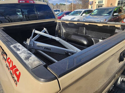 2018 Toyota Tundra SR5