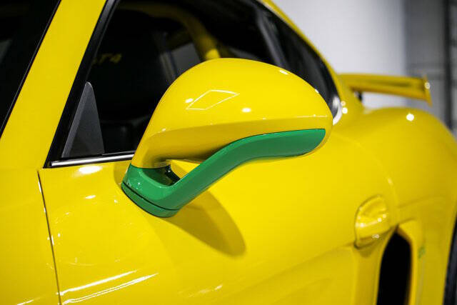 2016 Porsche Cayman GT4