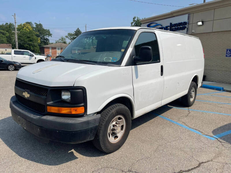 2012 Chevrolet Express Cargo Work Van's photo