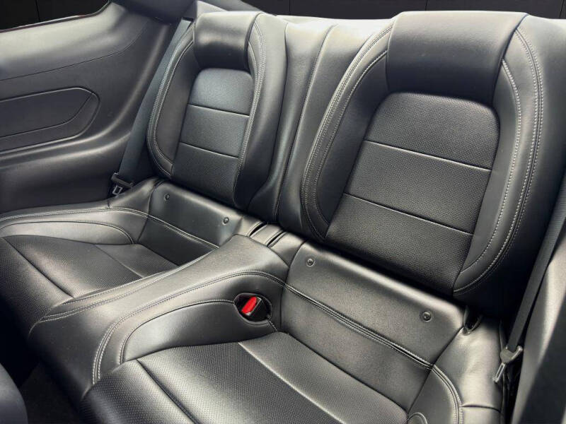 2024 Ford Mustang EcoBoost Premium