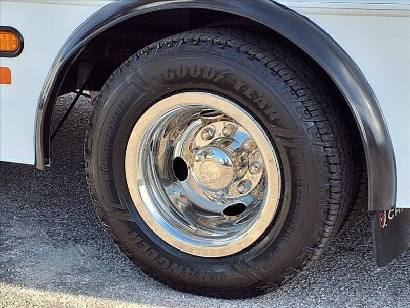 2018 Ford E-Series E-450 SD