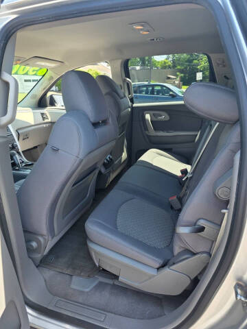 2012 Chevrolet Traverse LS