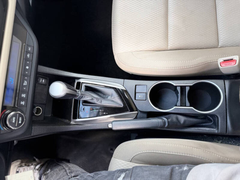 2016 Toyota Corolla LE