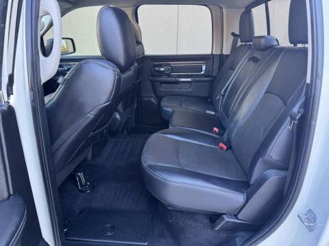 2017 RAM 1500 Laramie