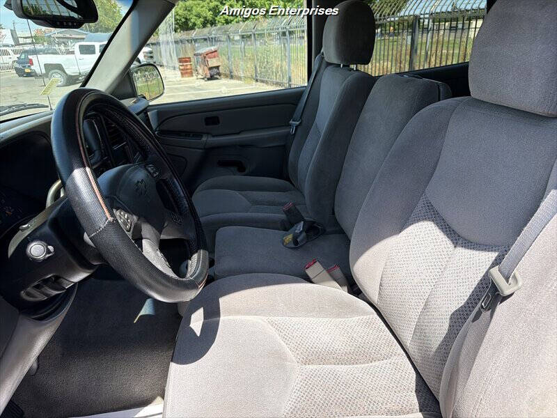 2005 Chevrolet Tahoe LS