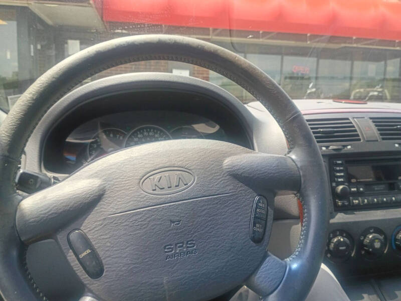 2003 Kia Sedona