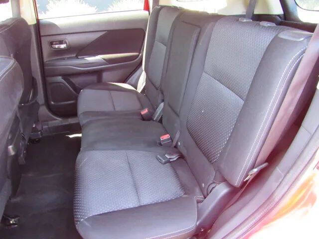 2018 Mitsubishi Outlander ES