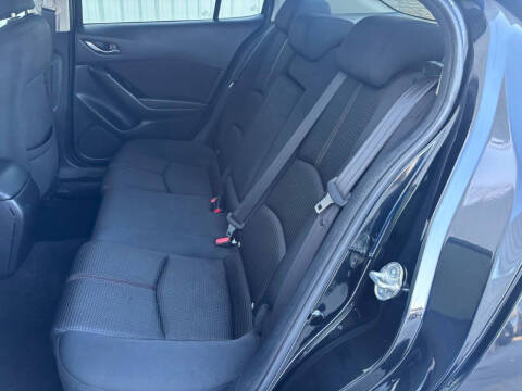 2018 Mazda MAZDA3 Sport