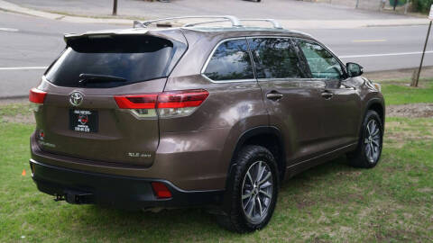 2017 Toyota Highlander