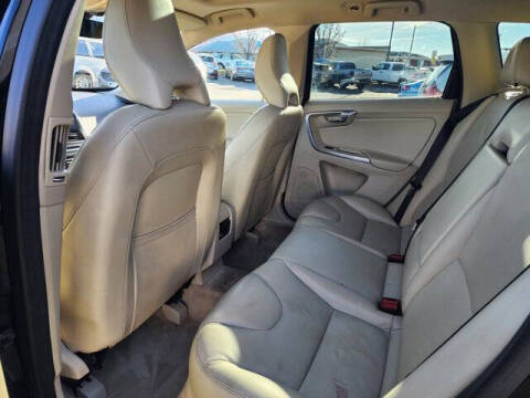 2016 Volvo XC60 T5 Drive-E Premier