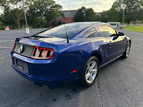 2014 Ford Mustang V6