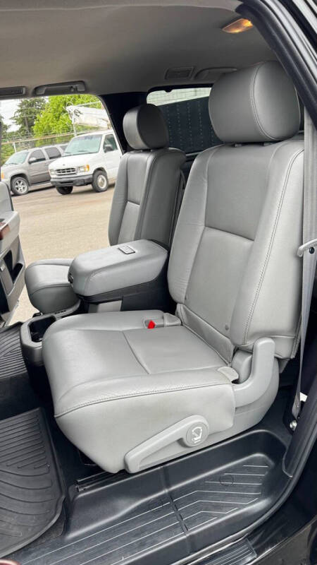 2013 Toyota Sequoia Platinum