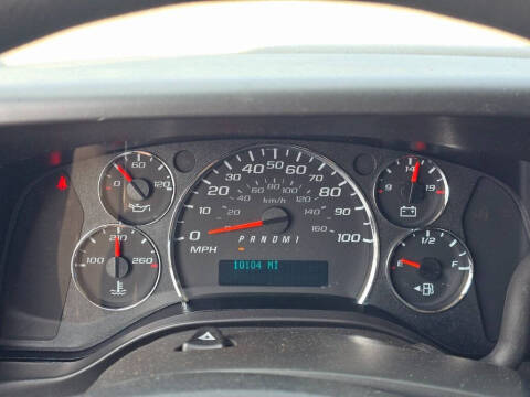 2023 GMC Savana 2500