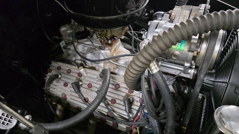 1942 Ford Super Deluxe