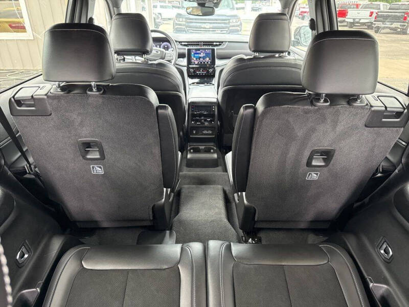 2022 Jeep Grand Cherokee L Altitude