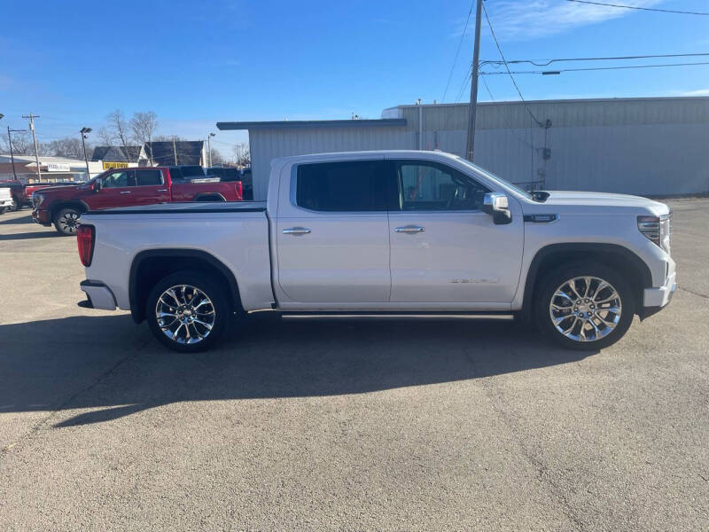 Used 2023 GMC Sierra 1500 Denali Denali with VIN 1GTUUGE88PZ157536 for sale in Maquoketa, IA