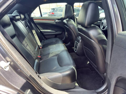 2014 Chrysler 300
