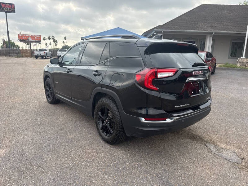 2022 GMC Terrain AT4