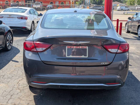 2015 Chrysler 200 Limited