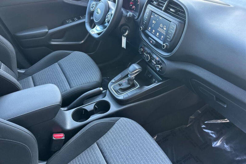 2021 Kia Soul GT-Line