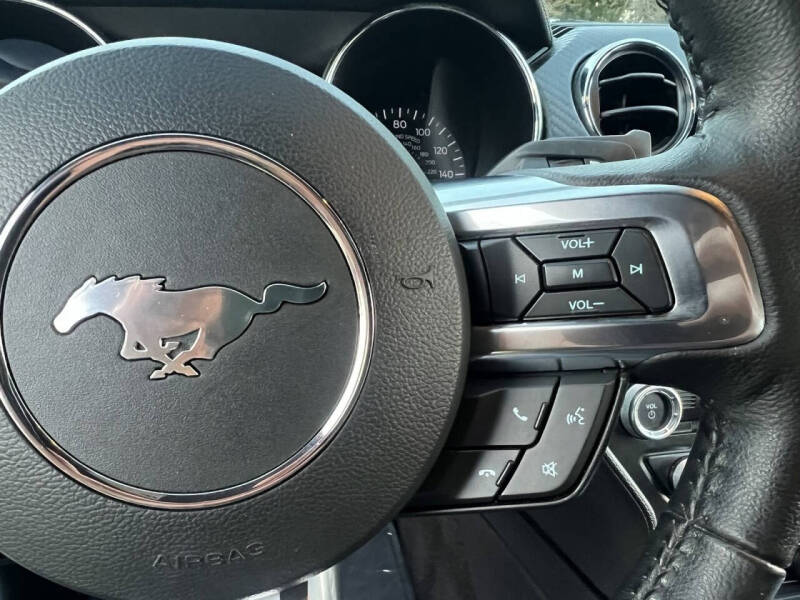 2015 Ford Mustang V6