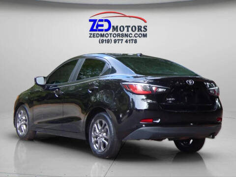 2019 Toyota Yaris XLE