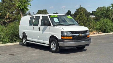 2025 Chevrolet Express 2500