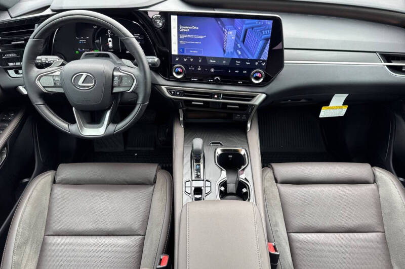 2026 Lexus RX 450h+ Luxury