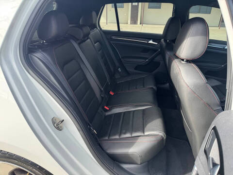 2016 Volkswagen Golf GTI Autobahn