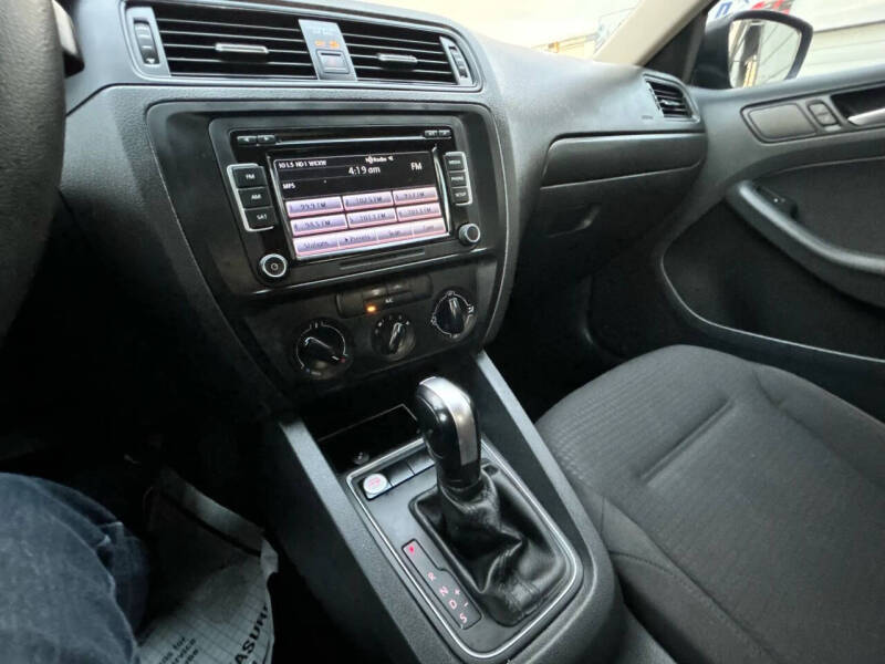 2015 Volkswagen Jetta