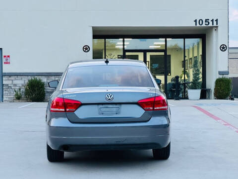 2014 Volkswagen Passat 1.8T S