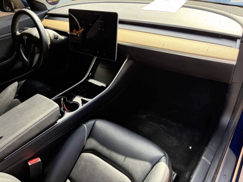 2019 Tesla Model 3 Standard Range Plus