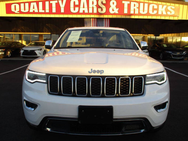 2017 Jeep Grand Cherokee Limited's photo