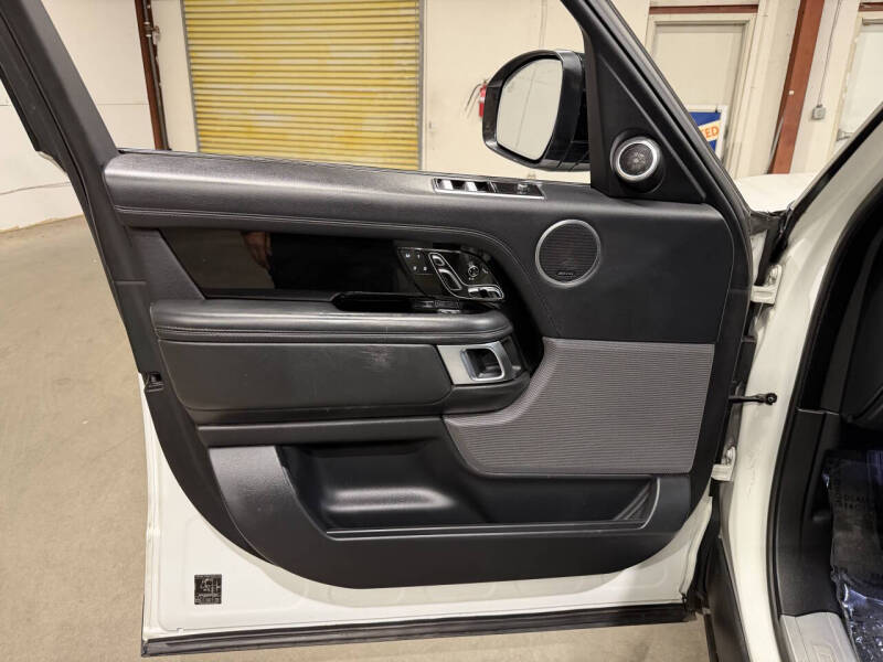 2018 Land Rover Range Rover HSE