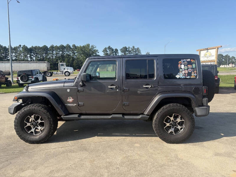 2016 Jeep Wrangler Unlimited Sahara