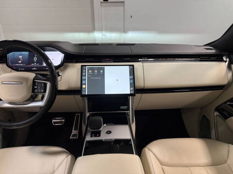 2025 Land Rover Range Rover