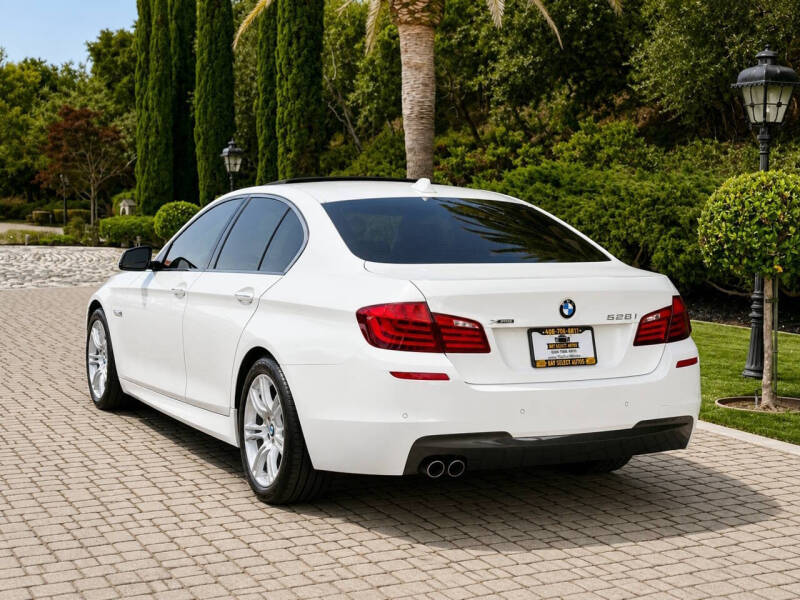 2013 BMW 5 Series 528i xDrive