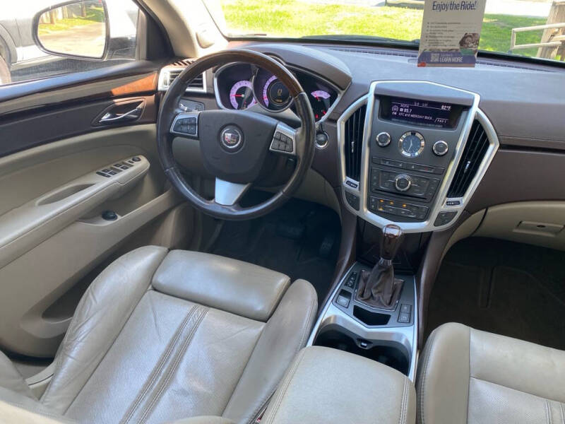 2011 Cadillac SRX Luxury Collection