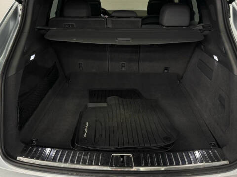 2023 Porsche Cayenne